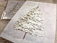 Árbol nevado invernal, tarjeta de felicitación con detalles dorados (con sobre)