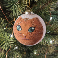 Bola de Navidad pintada a mano con gato naranja atigrado brillante (solo una disponible de cada modelo)